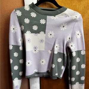 Debut Cropped Long sleeve Knit Shirt